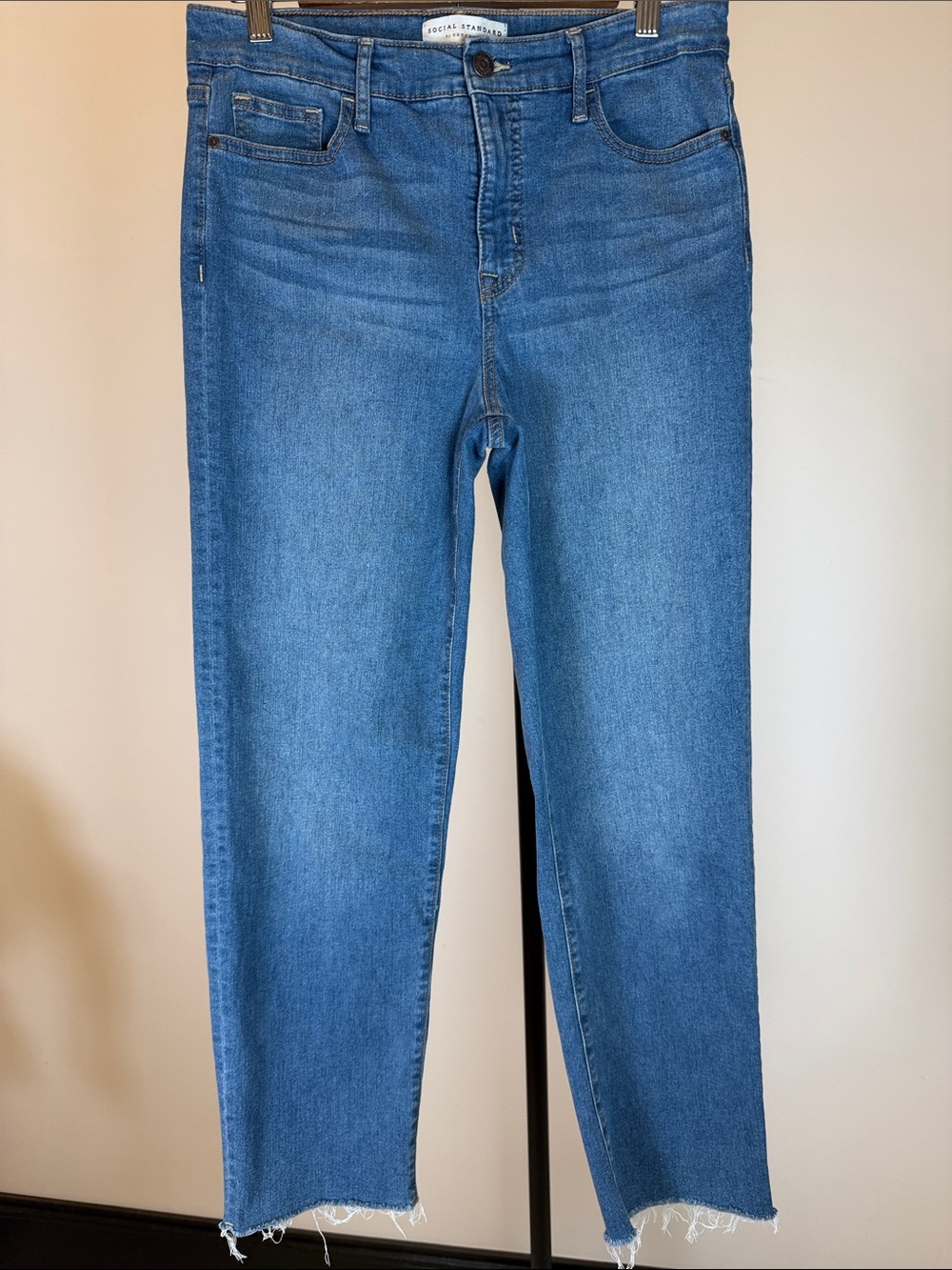 Social Standard by Sanctuary High Rise Slim Straight Jeans Raw Hem | Size 8/29